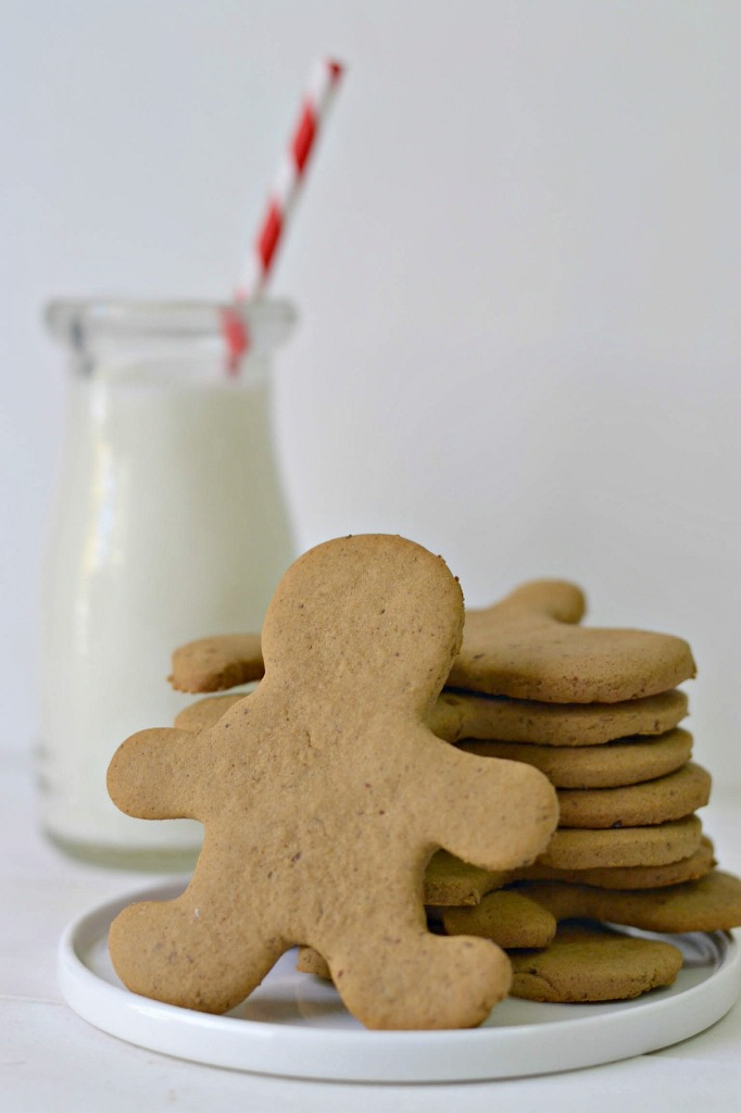 EASY roll-out gingerbread men. Perfect for those who cannot eat gluten, eggs, and dairy!