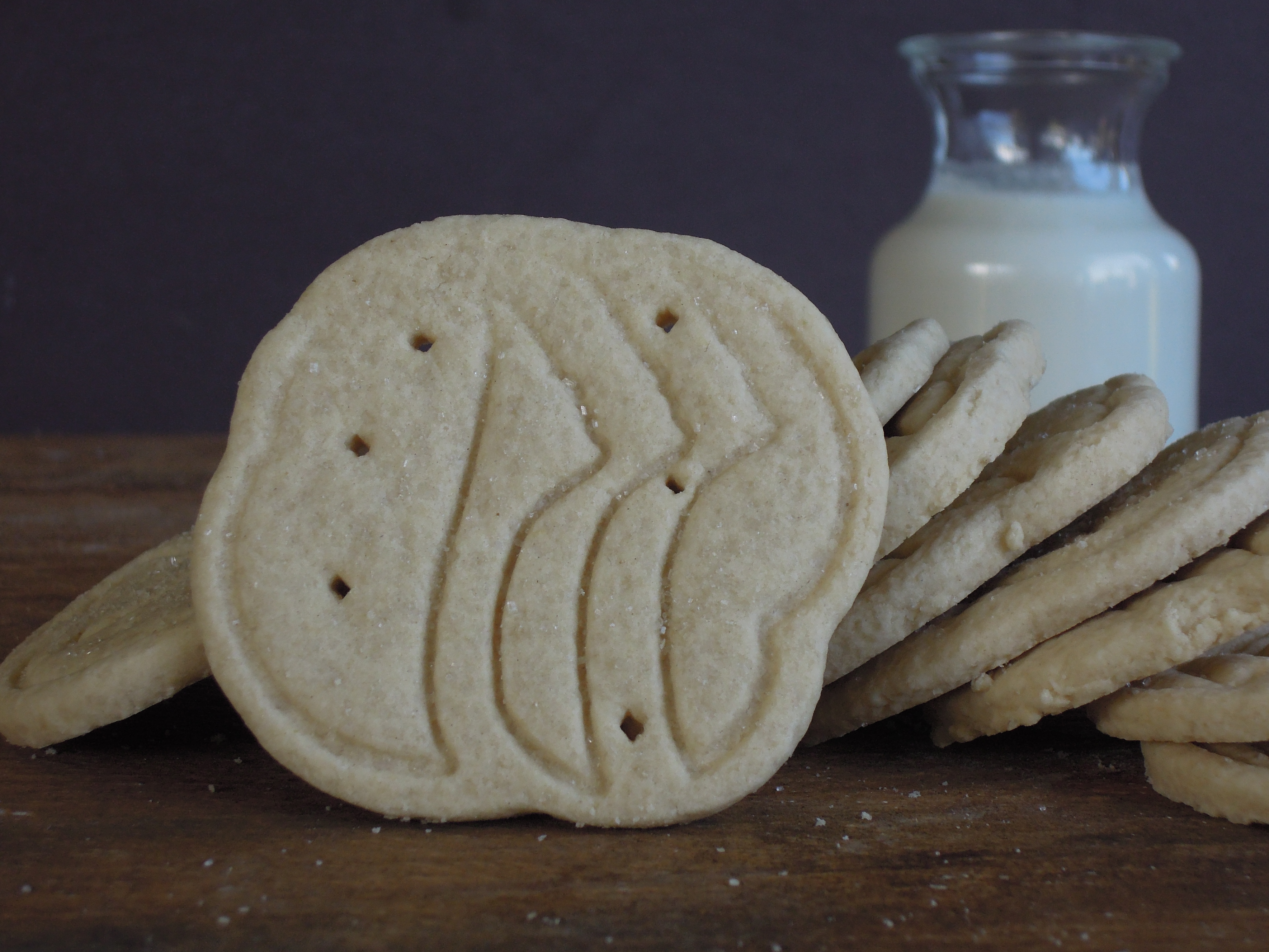 Glutenfree Vegan Trefoil Cookies Fork and Beans