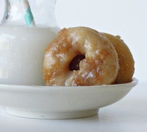 {Cinnamon} Roll them 'nuts {Cinnamon} Roll them 'nuts