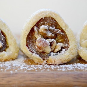 Vegan Cream Cheese & Date Roll Ups Vegan Cream Cheese & Date Roll Ups