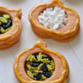 Trick-Or-Treat Halloween Surprise Cookies Trick-Or-Treat Halloween Surprise Cookies