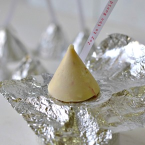 Vegan Candy Cane "Kisses" Vegan Candy Cane "Kisses"
