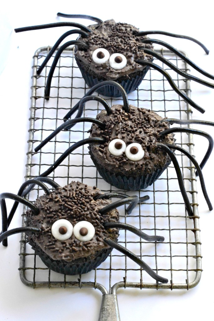 Halloween Cupcakes in the shape of creepy spiders