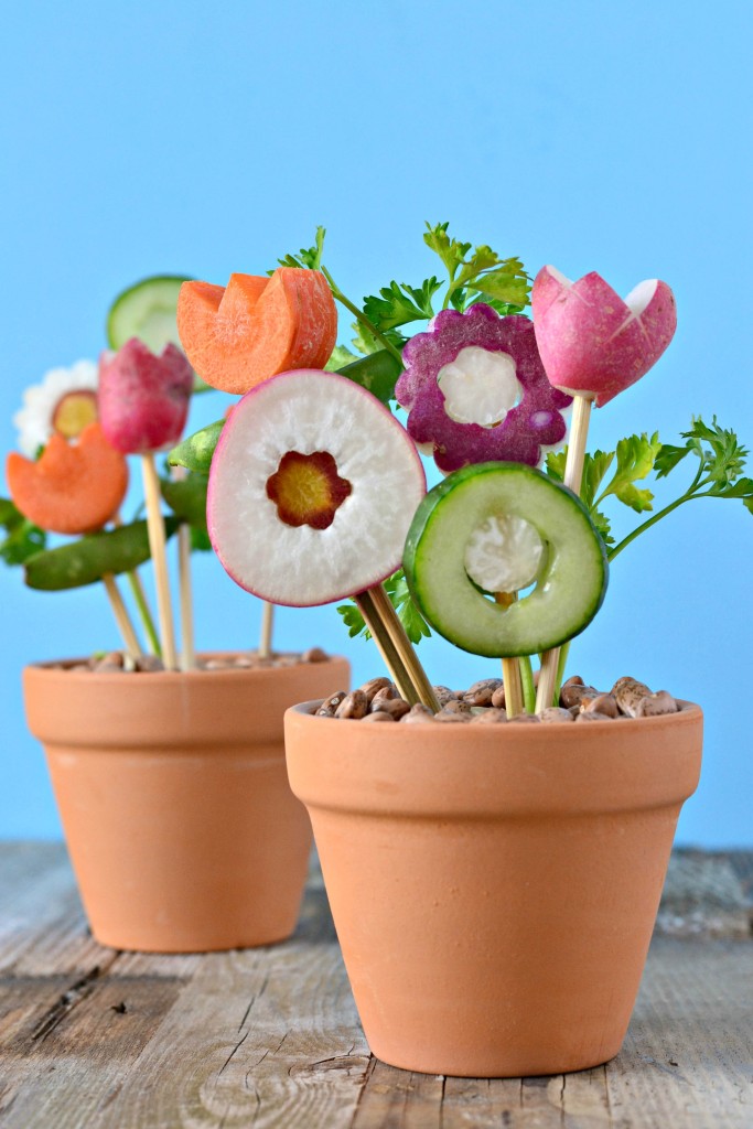Skip buying roses and give these veggie bouquets to your sweetie.