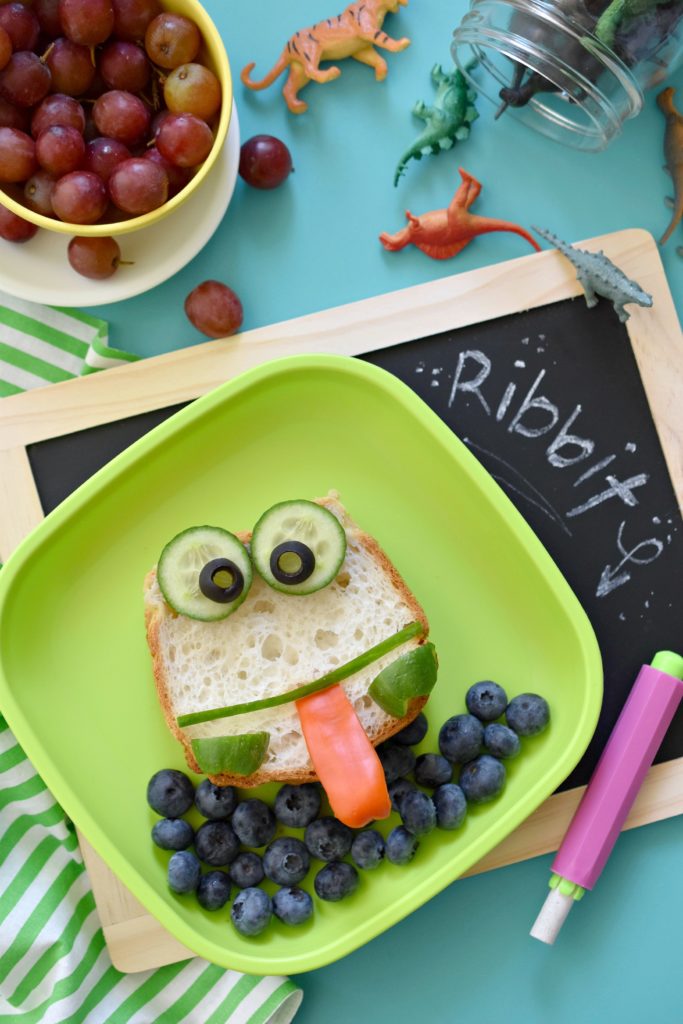 Froggy Sandwiches: Put a smile on your kid's face while you think outside of the lunchbox with these 10 Creatively Plant Based Lunchbox Ideas!