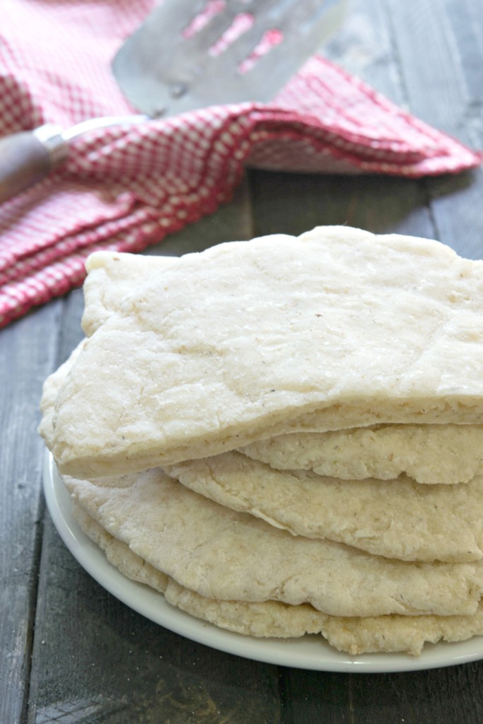 10 BEST Gluten Free Bread Recipes: Soft Gluten Free Pita Bread