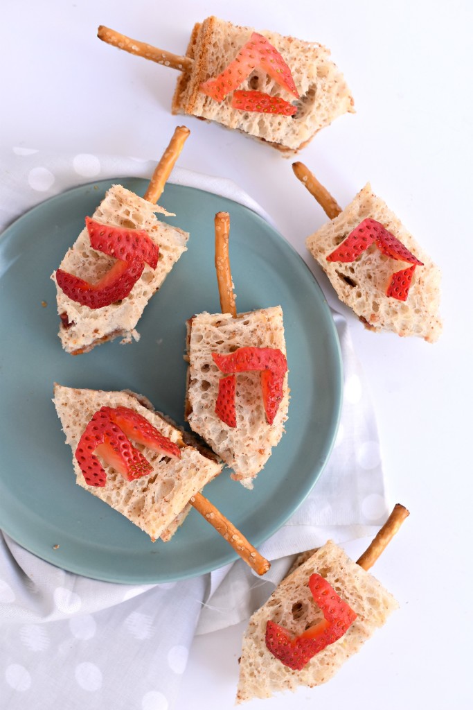 4 Hanukkah Recipes for Kids: Peanut Butter and Jelly Dreidels