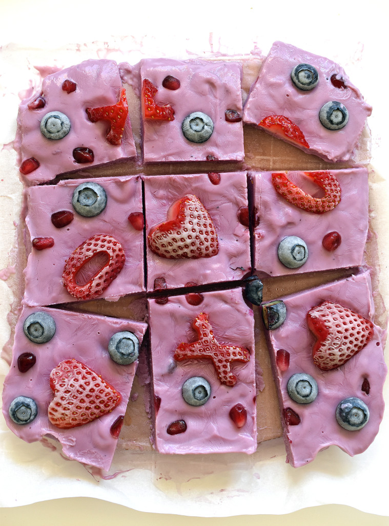 Make February a little healthier with Valentine's Yogurt Bark. Full of fresh fruit and yogurt, you can feel good about this holiday-themed treat!