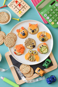 Make an after school snack FUN by taking Simple Mills crackers and turning them into a work of art with these Animal Cracker Snackables!