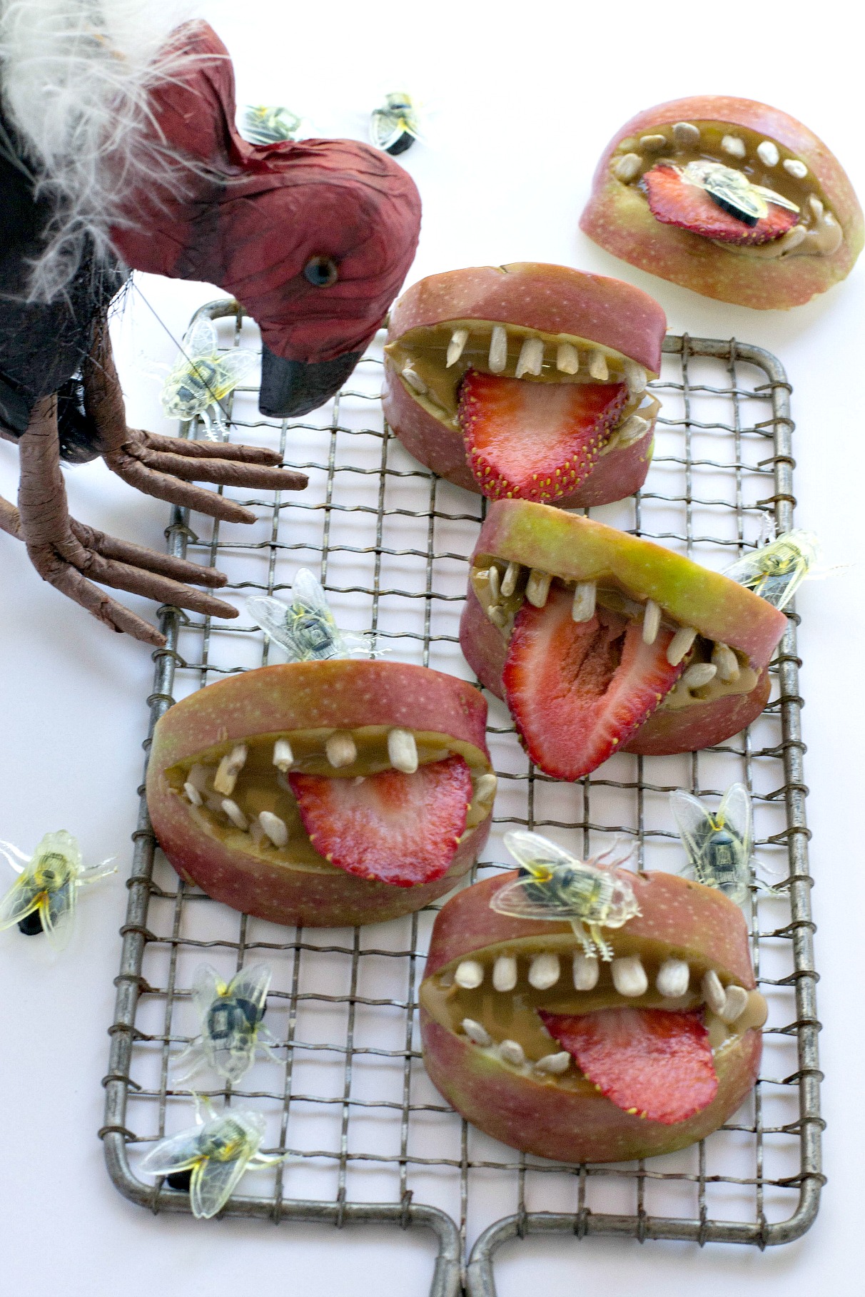 apple sunbutter teeth bites